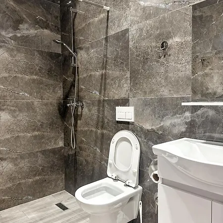 Apartment Azura Beach