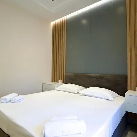 Azura * Durres